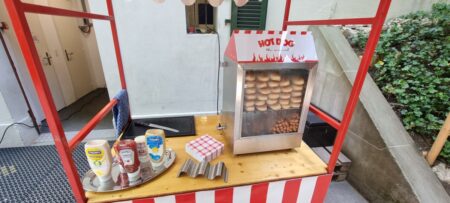 Hot Dog Station