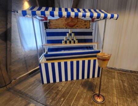 Dosenwerfen Oktoberfest