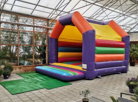 5 Meter Hüpfburg Bunt