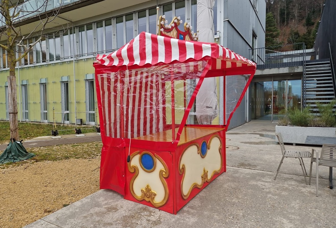 Marktstand geschlossen – Bild 2