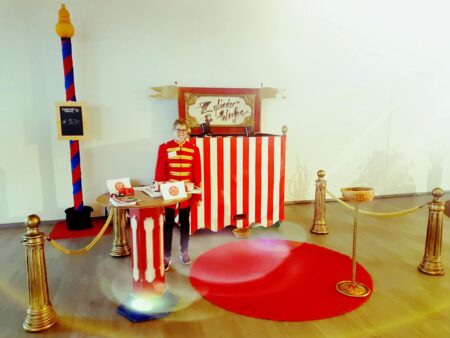 Zylinderhutwerfen Nostalgie