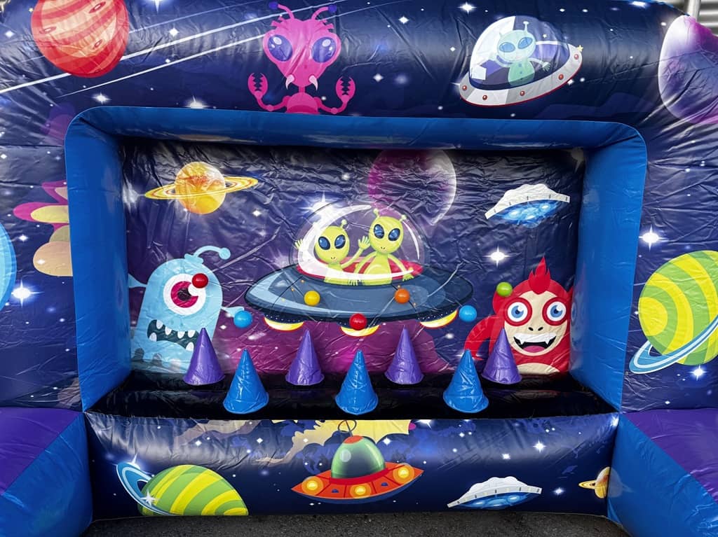 Alien Wurf- und Schiessbude – Bild 2