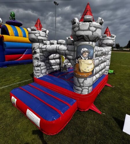 Hüpfburg Märchenschloss