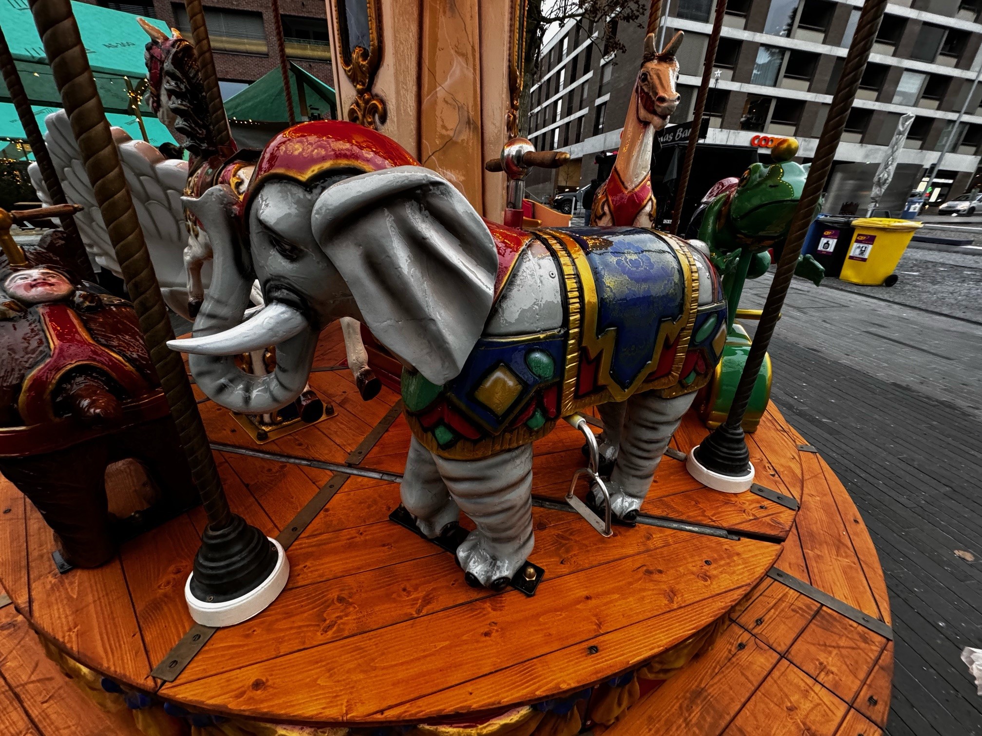 Kinderkarussell Märchen Carousel – Bild 6