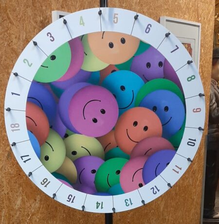 Glücksrad Smileys bunt 90 cm