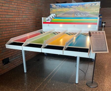 Motorrad Derby 4 Personen