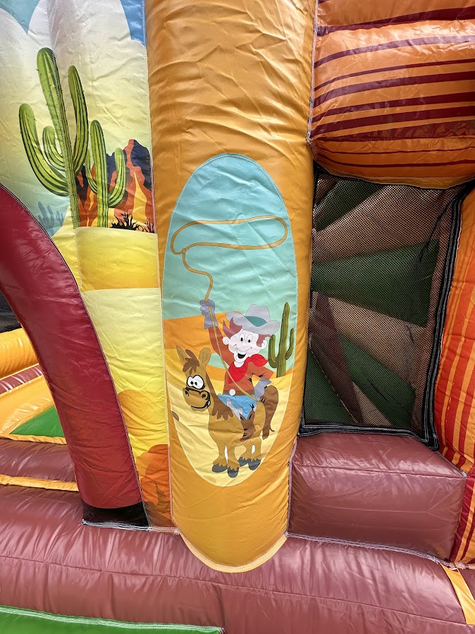Hüpfburg Western mit Rutsche – Bild 4