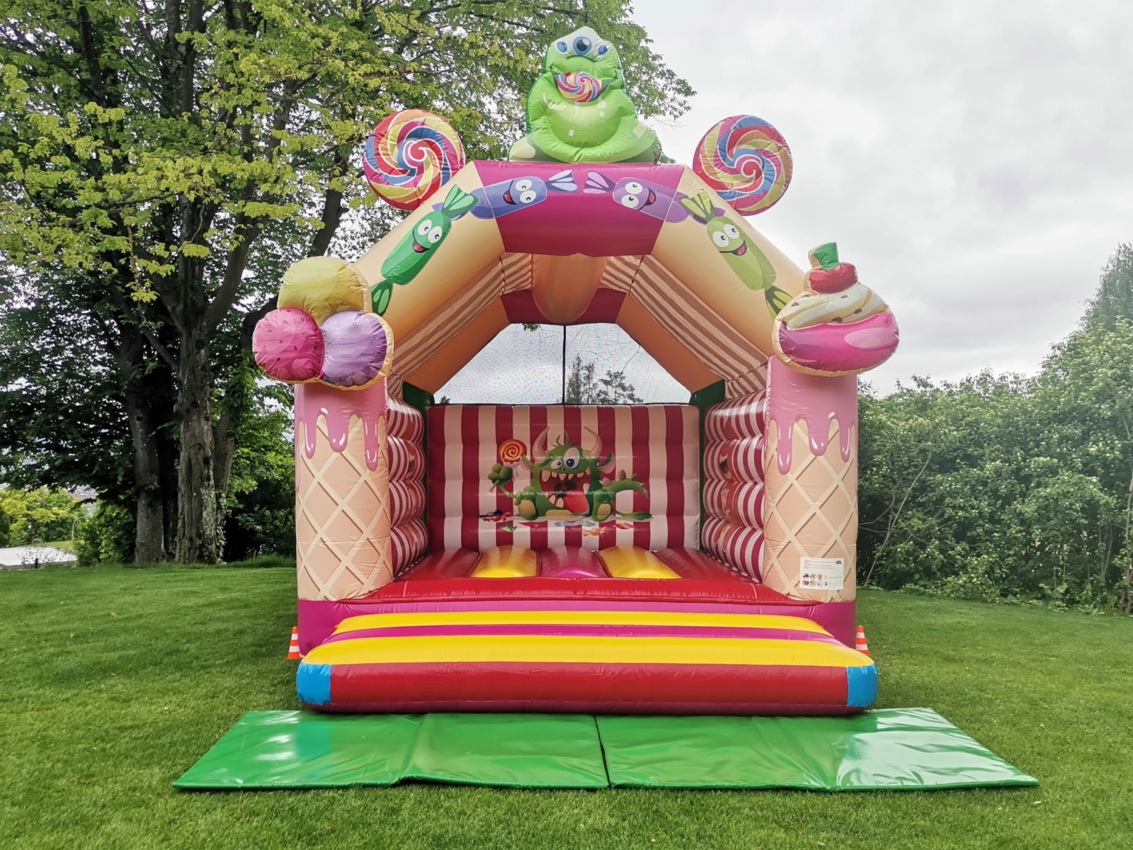 5 Meter Hüpfburg Sweets