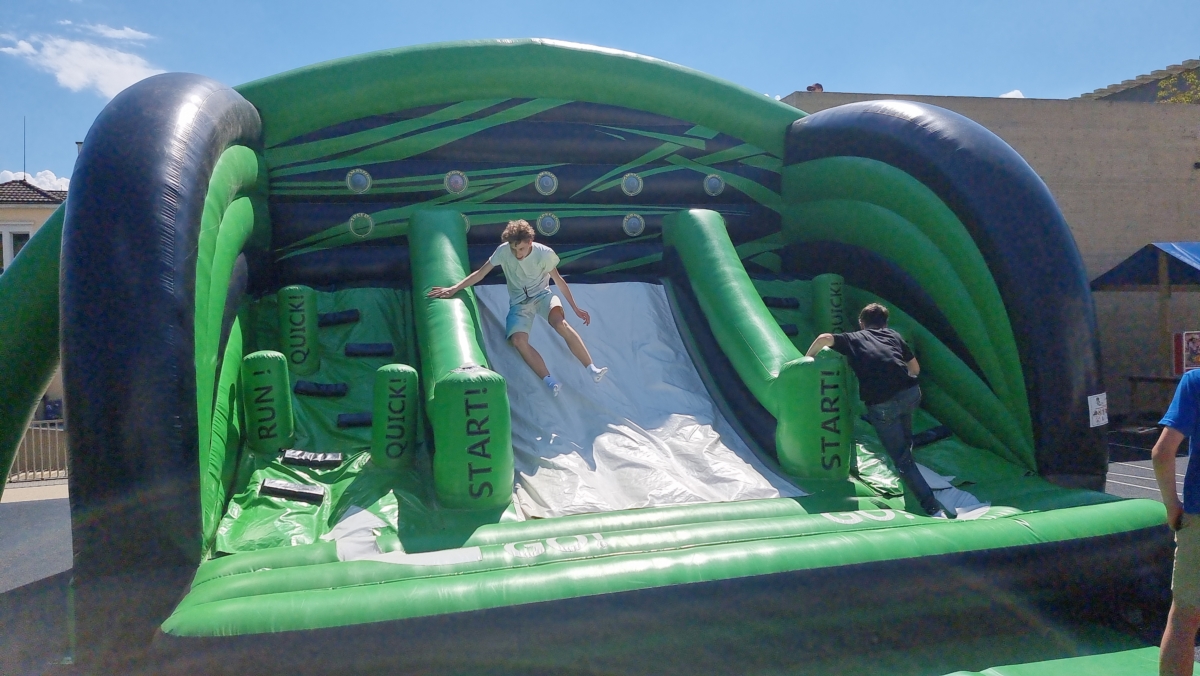 Back to Base interaktiv