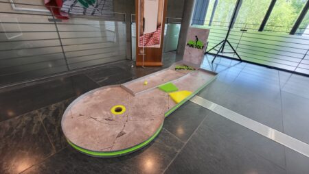 Minigolf Messebahn