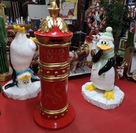 Pinguine Lebensgross