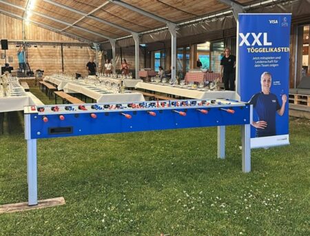 Tischfussball für 8 Personen