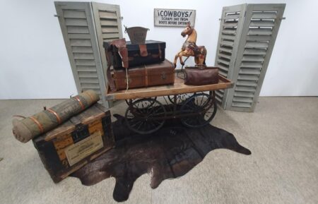 Westerndekoration Kofferwagen